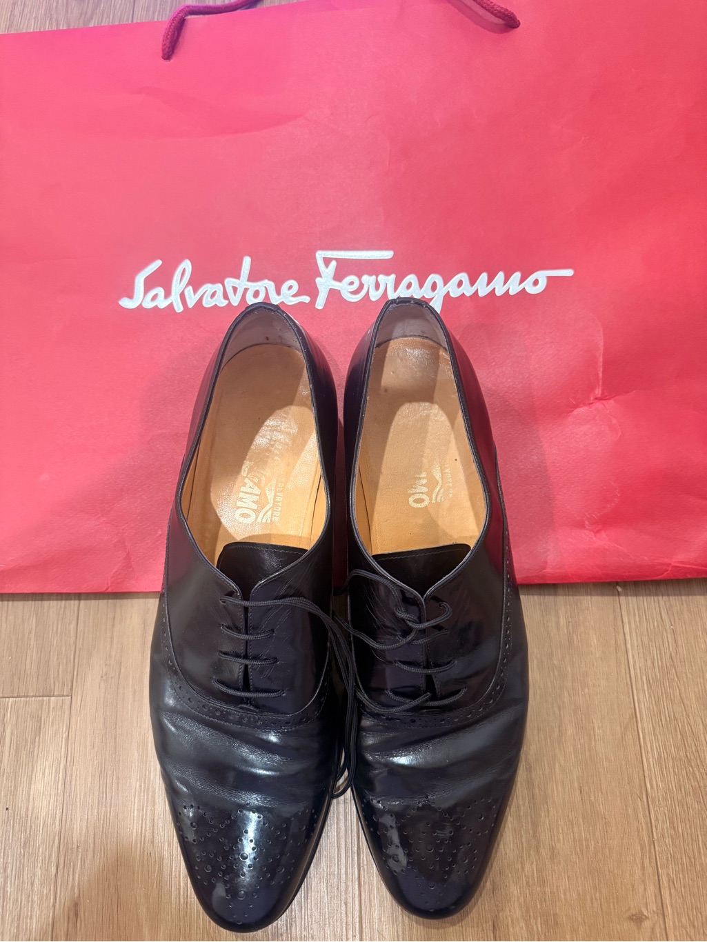 Salvatore Ferragamo Men’s Black Leather Oxford Dress Shoes